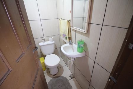 Casa à venda com 150m², 4 quartos e 3 vagasBanheiro 1
