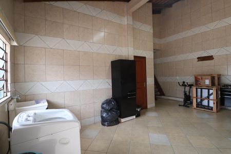 Casa para alugar com 300m², 5 quartos e 4 vagasGaragem/Área de serviço