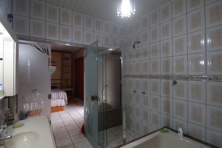 Casa para alugar com 300m², 5 quartos e 4 vagasBanheiro da Suíte 2