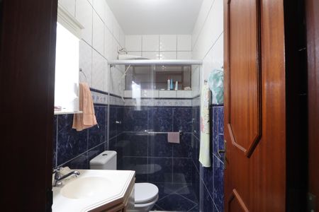 Casa para alugar com 300m², 5 quartos e 4 vagasBanheiro Social