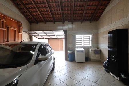 Casa para alugar com 300m², 5 quartos e 4 vagasGaragem/Área de serviço