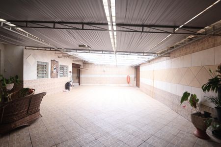 Casa para alugar com 300m², 5 quartos e 4 vagasÁrea externa