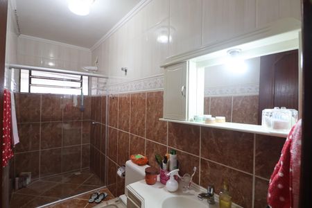 Casa para alugar com 300m², 5 quartos e 4 vagasBanheiro da Suíte 1