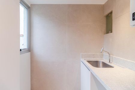 Apartamento para alugar com 109m², 2 quartos e 1 vagaÁrea de Serviço