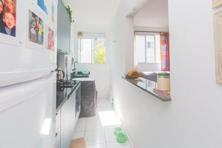 Cozinha de apartamento para alugar com 2 quartos, 45m² em Glória, Porto Alegre