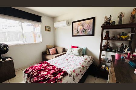 Casa de condomínio para alugar com 196m², 5 quartos e 8 vagas Casa de condomínio para alugar com 196m², 5 quartos e 8 vagasSuíte