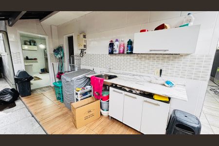 Casa de condomínio para alugar com 196m², 5 quartos e 8 vagas Casa de condomínio para alugar com 196m², 5 quartos e 8 vagasÁrea de Serviço