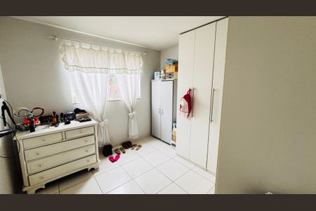 Casa de condomínio para alugar com 196m², 5 quartos e 8 vagas Casa de condomínio para alugar com 196m², 5 quartos e 8 vagasQuarto 4