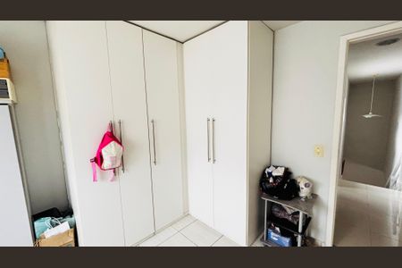 Casa de condomínio para alugar com 196m², 5 quartos e 8 vagas Casa de condomínio para alugar com 196m², 5 quartos e 8 vagasQuarto 4