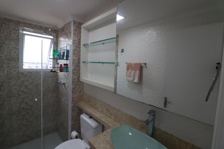 Apartamento à venda com 62m², 2 quartos e 2 vagasBanheiro da Suíte 1