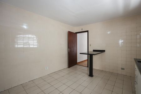 Casa para alugar com 250m², 3 quartos e 2 vagasCozinha