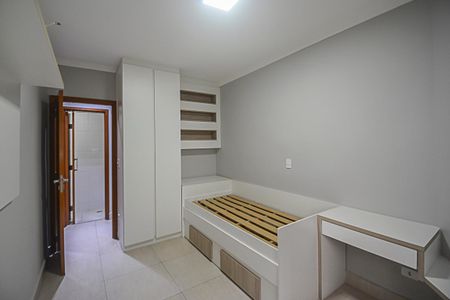 Apartamento para alugar com 138m², 3 quartos e 2 vagasQuarto