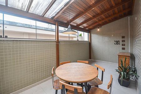 Apartamento para alugar com 138m², 3 quartos e 2 vagasQuintal