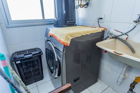 Apartamento para alugar com 50m², 2 quartos e 1 vaga Apartamento para alugar com 50m², 2 quartos e 1 vagaCozinha e Área de Serviço