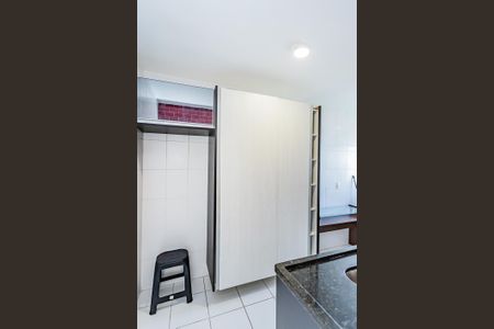 Apartamento para alugar com 50m², 2 quartos e 1 vaga Apartamento para alugar com 50m², 2 quartos e 1 vagaCozinha e Área de Serviço