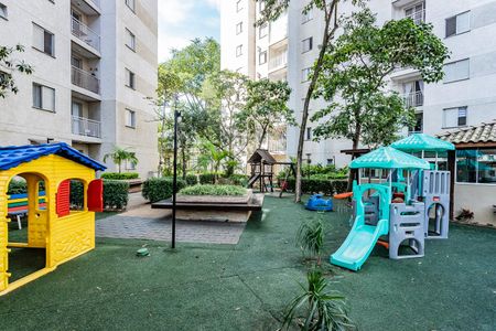 Apartamento para alugar com 50m², 2 quartos e 1 vaga Apartamento para alugar com 50m², 2 quartos e 1 vagaÁrea comum - Playground