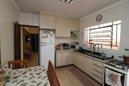 Casa à venda com 150m², 2 quartos e 2 vagasCozinha