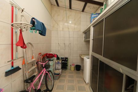 Casa à venda com 150m², 2 quartos e 2 vagasÁrea de Serviço