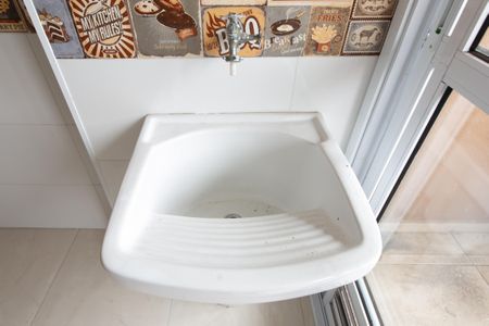 Apartamento à venda com 47m², 2 quartos e sem vagaÁrea de Serviço - Tanque 