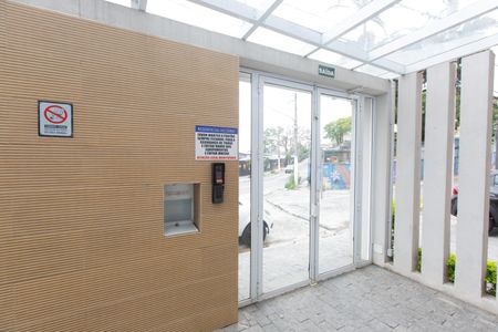 Apartamento à venda com 47m², 2 quartos e sem vagaÁrea comum - Entrada 