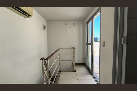 Apartamento para alugar com 83m², 1 quarto e 1 vaga Apartamento para alugar com 83m², 1 quarto e 1 vagaHall