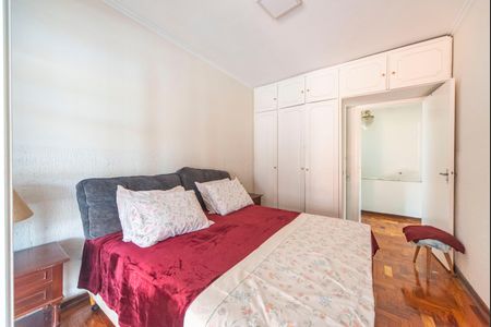 Casa para alugar com 600m², 3 quartos e 4 vagas Casa para alugar com 600m², 3 quartos e 4 vagasQuarto 1