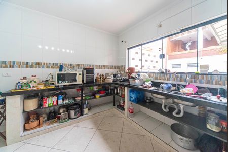 Casa para alugar com 600m², 3 quartos e 4 vagas Casa para alugar com 600m², 3 quartos e 4 vagasCopa e Cozinha