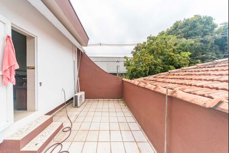 Casa para alugar com 600m², 3 quartos e 4 vagas Casa para alugar com 600m², 3 quartos e 4 vagasVaranda do Quarto 3