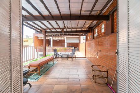 Casa para alugar com 600m², 3 quartos e 4 vagas Casa para alugar com 600m², 3 quartos e 4 vagasVaranda do Quarto 1