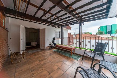 Casa para alugar com 600m², 3 quartos e 4 vagas Casa para alugar com 600m², 3 quartos e 4 vagasVaranda do Quarto 1