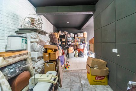 Casa para alugar com 600m², 3 quartos e 4 vagas Casa para alugar com 600m², 3 quartos e 4 vagasQuarto Depósito