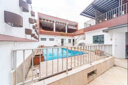 Casa para alugar com 600m², 3 quartos e 4 vagas Casa para alugar com 600m², 3 quartos e 4 vagasQuintal e Piscina