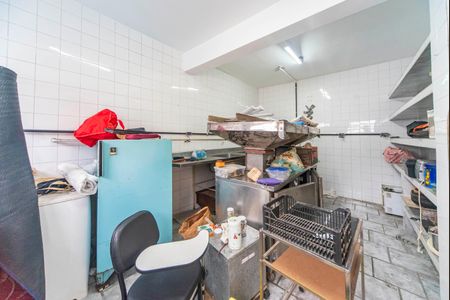 Casa para alugar com 600m², 3 quartos e 4 vagas Casa para alugar com 600m², 3 quartos e 4 vagasCozinha Fundos