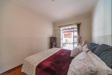 Casa para alugar com 600m², 3 quartos e 4 vagas Casa para alugar com 600m², 3 quartos e 4 vagasQuarto 1