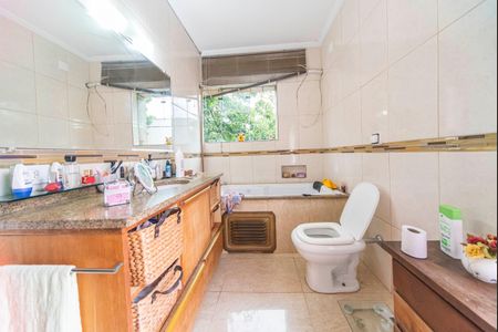 Casa para alugar com 600m², 3 quartos e 4 vagas Casa para alugar com 600m², 3 quartos e 4 vagasBanheiro do Quarto 3