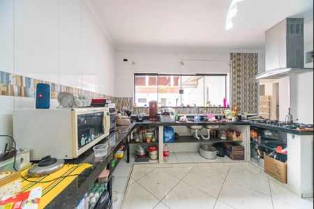 Casa para alugar com 600m², 3 quartos e 4 vagas Casa para alugar com 600m², 3 quartos e 4 vagasCopa e Cozinha