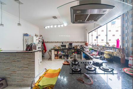 Casa para alugar com 600m², 3 quartos e 4 vagas Casa para alugar com 600m², 3 quartos e 4 vagasCopa e Cozinha