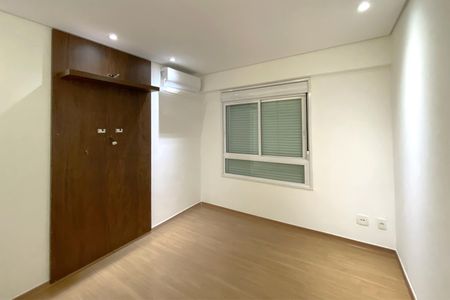 Apartamento à venda com 77m², 2 quartos e 2 vagasSuite 1