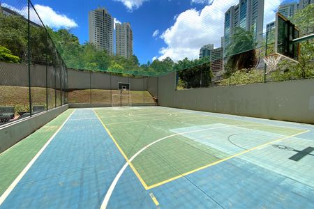 Apartamento à venda com 77m², 2 quartos e 2 vagasÁrea comum - Quadra