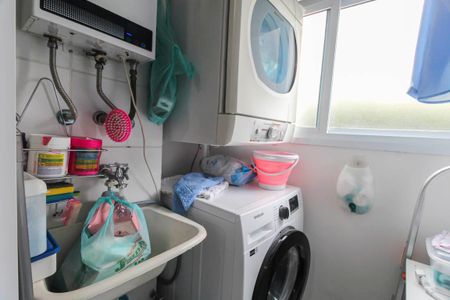 Apartamento à venda com 47m², 2 quartos e 1 vaga Apartamento à venda com 47m², 2 quartos e 1 vagaÁrea de Serviço