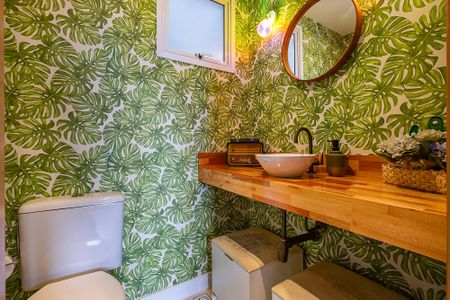 Apartamento para alugar com 55m², 2 quartos e 1 vagaLavabo