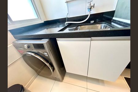 Apartamento para alugar com 42m², 2 quartos e 1 vaga Apartamento para alugar com 42m², 2 quartos e 1 vagaÁrea de Serviço