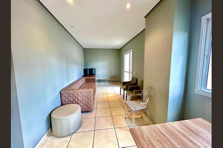 Apartamento para alugar com 42m², 2 quartos e 1 vaga Apartamento para alugar com 42m², 2 quartos e 1 vagaÁrea comum - Salão de festas