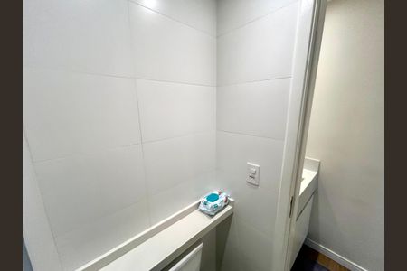 Apartamento para alugar com 42m², 2 quartos e 1 vaga Apartamento para alugar com 42m², 2 quartos e 1 vagaBanheiro