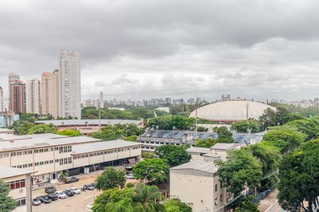 Apartamento à venda com 216m², 3 quartos e 4 vagasVista