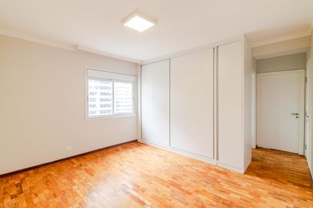Apartamento à venda com 216m², 3 quartos e 4 vagasSuíte