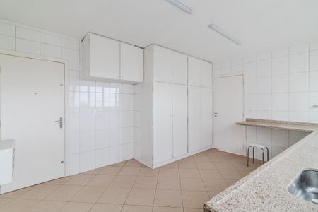 Apartamento à venda com 216m², 3 quartos e 4 vagasCozinha