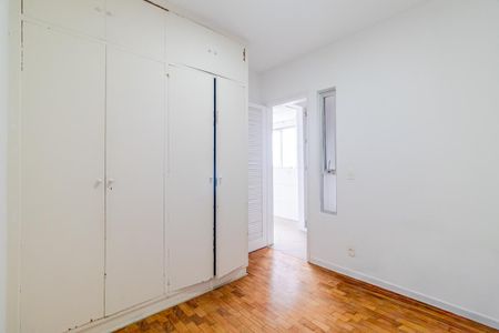 Apartamento à venda com 216m², 3 quartos e 4 vagasQuarto de Serviço