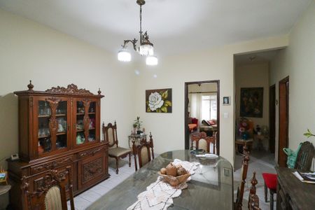 Casa para alugar com 300m², 3 quartos e 5 vagas Casa para alugar com 300m², 3 quartos e 5 vagasSala de Jantar