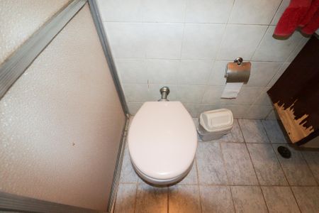 Casa para alugar com 300m², 3 quartos e 5 vagas Casa para alugar com 300m², 3 quartos e 5 vagasBanheiro Social